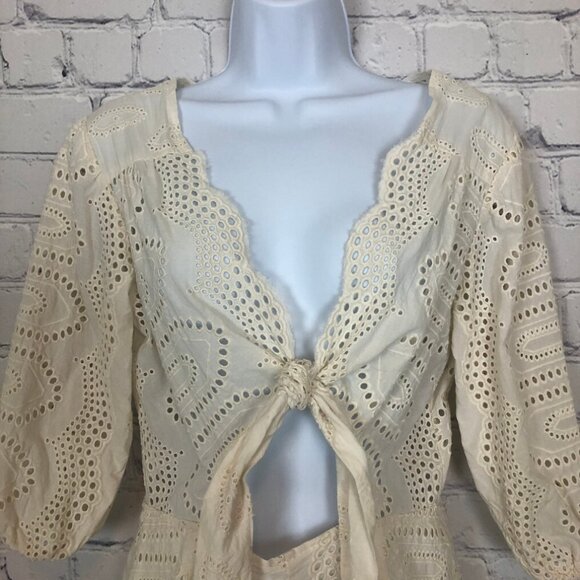 Jens Pirate Booty Ivory Eyelet Clementine Romper Size S - Picture 2 of 6